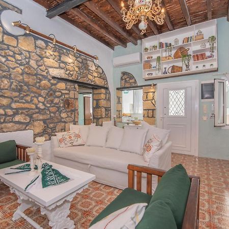 Philoxenia Traditional House Pastida Екстериор снимка