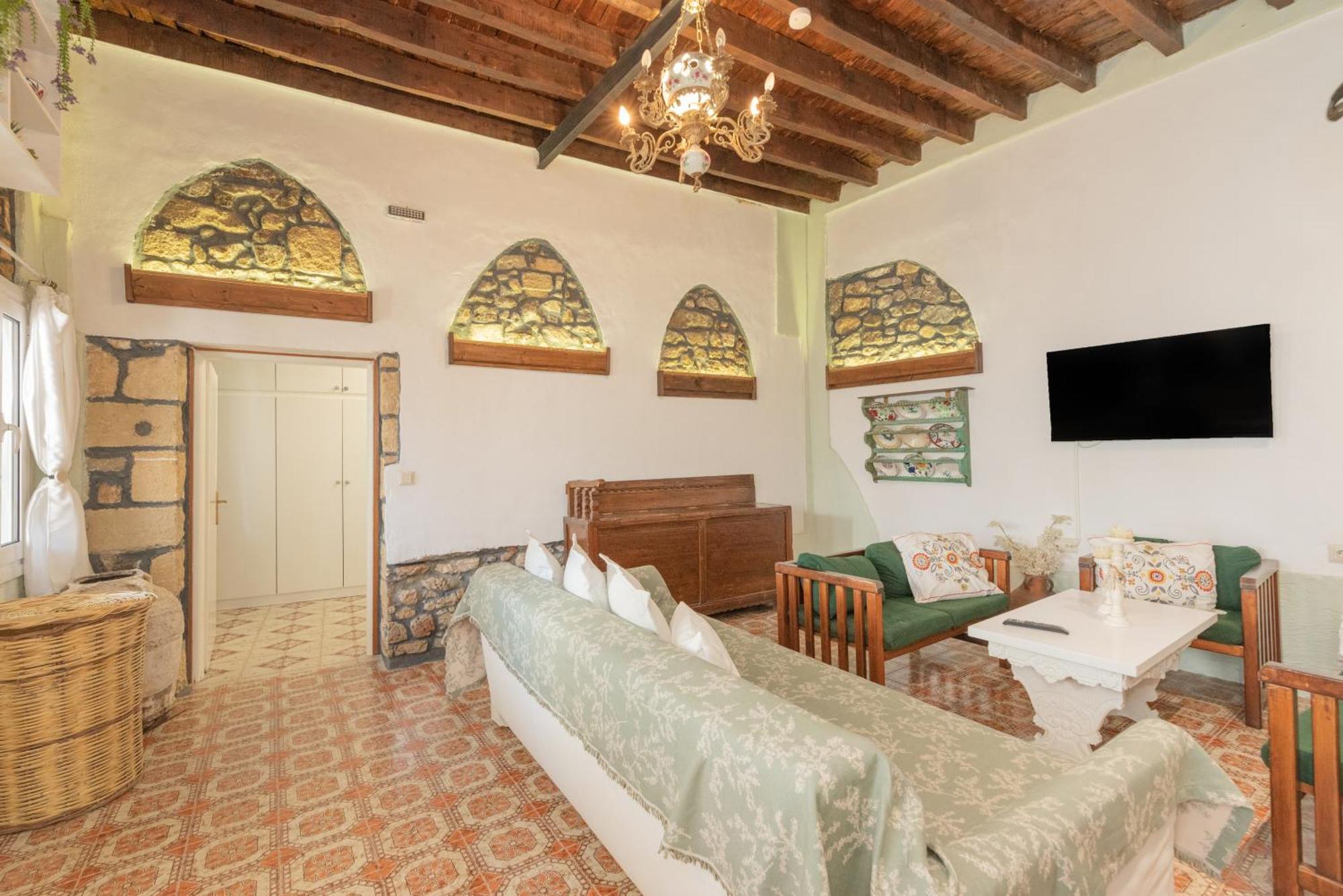 Philoxenia Traditional House Pastida Екстериор снимка